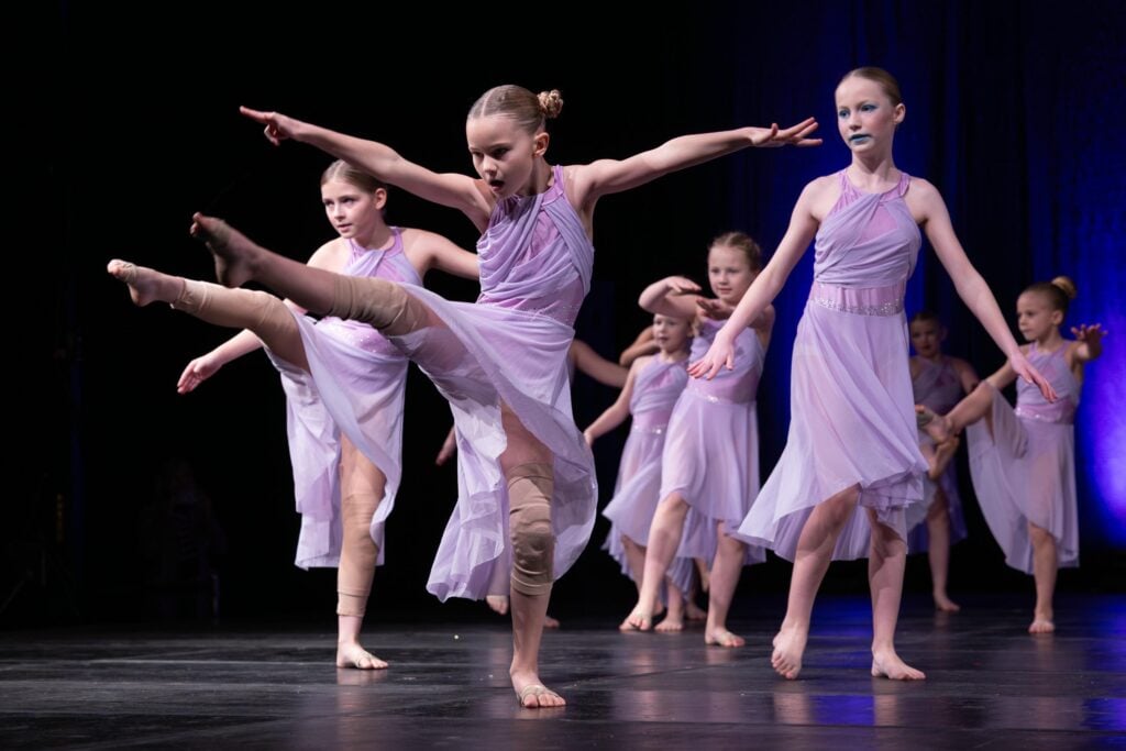 Contemporary/Acrodance & Teknik Level 1
