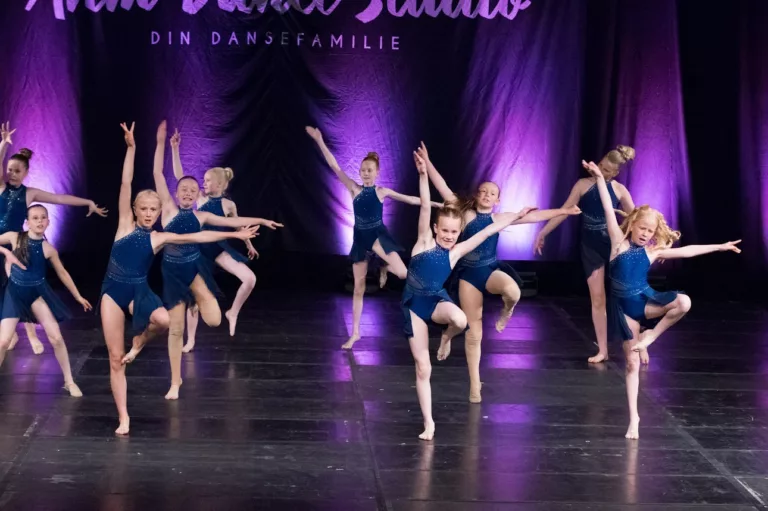 Contemporary 9-12 år